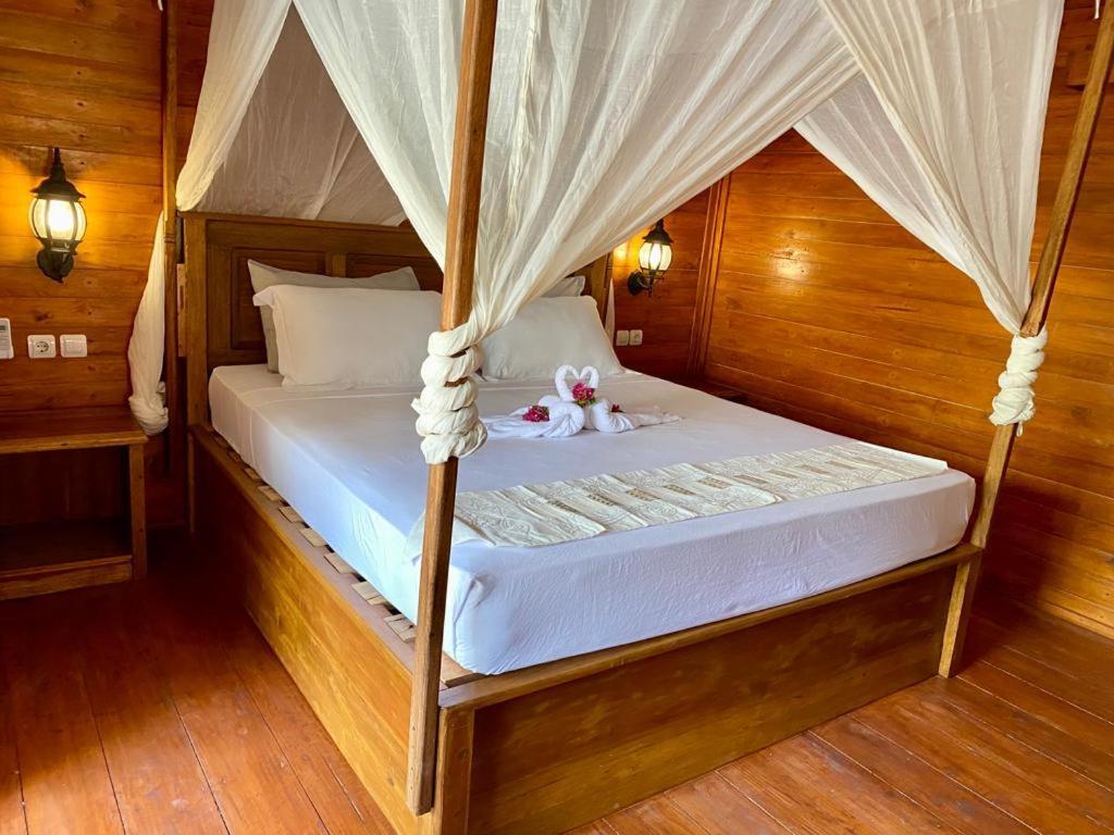 Ings Garden Hotel Gili Air Exterior photo