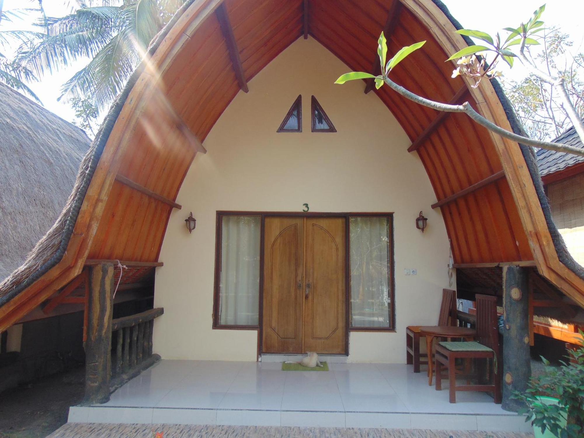 Ings Garden Hotel Gili Air Exterior photo