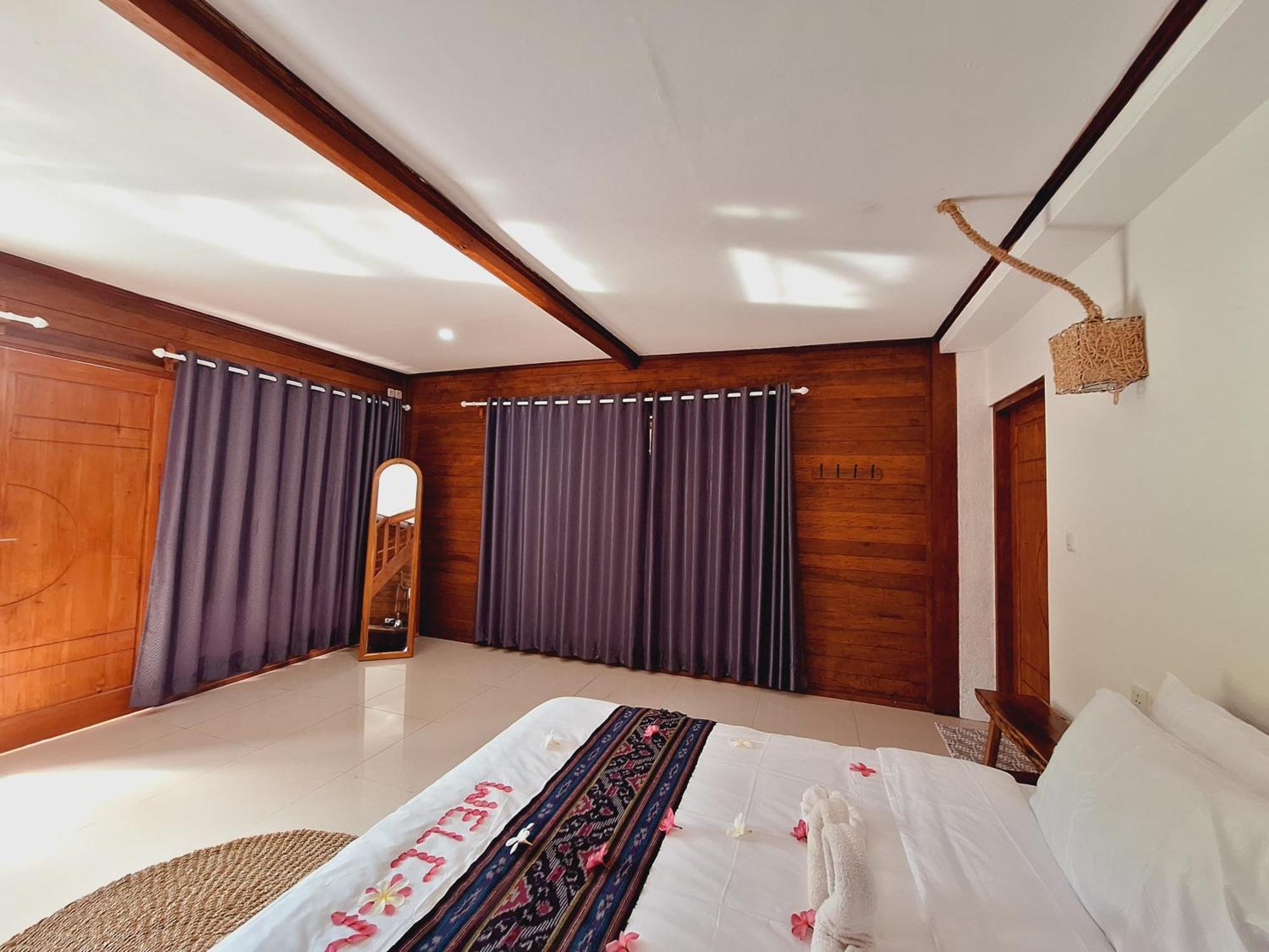 Ings Garden Hotel Gili Air Exterior photo